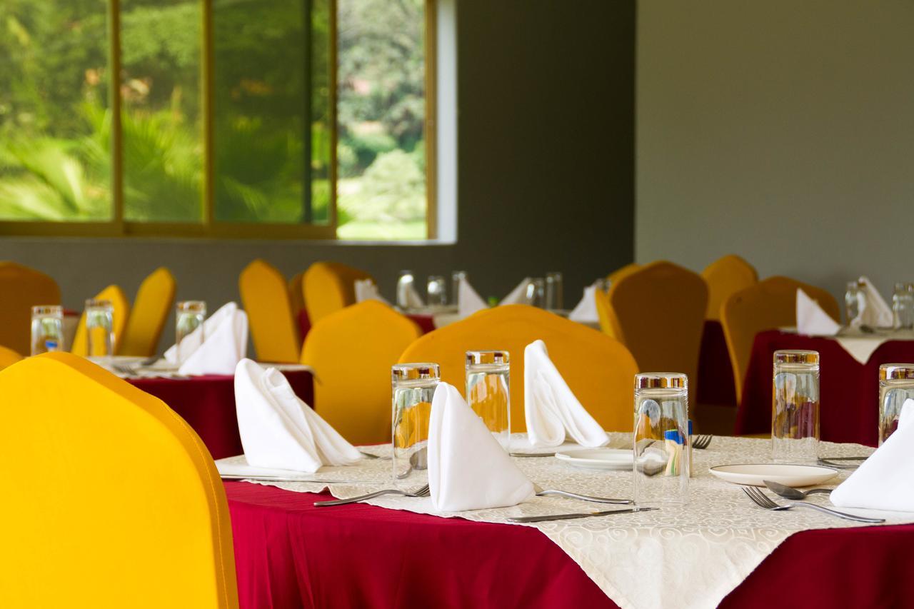 Lake View Resort Hotel Mbarara Extérieur photo