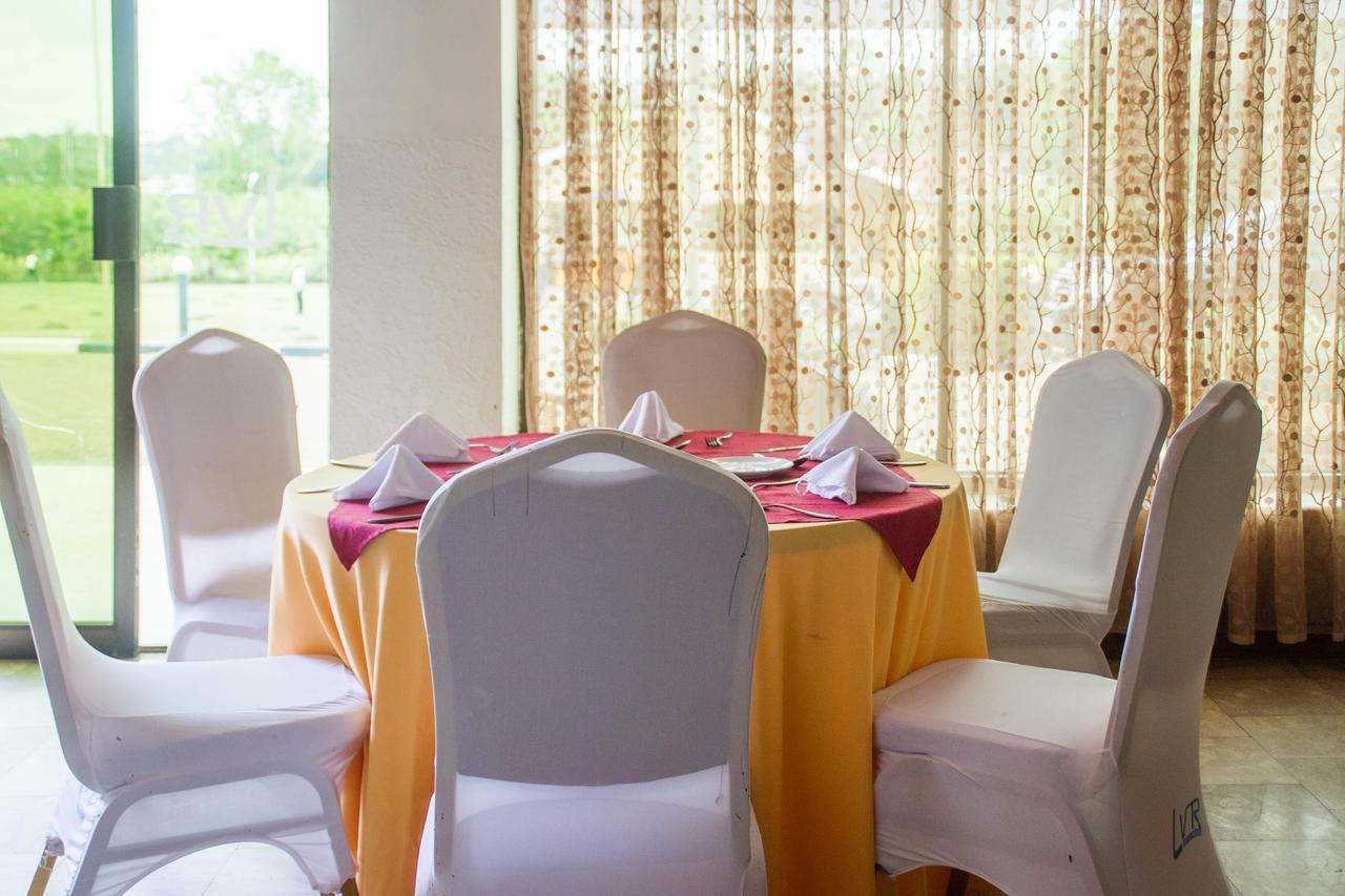 Lake View Resort Hotel Mbarara Extérieur photo