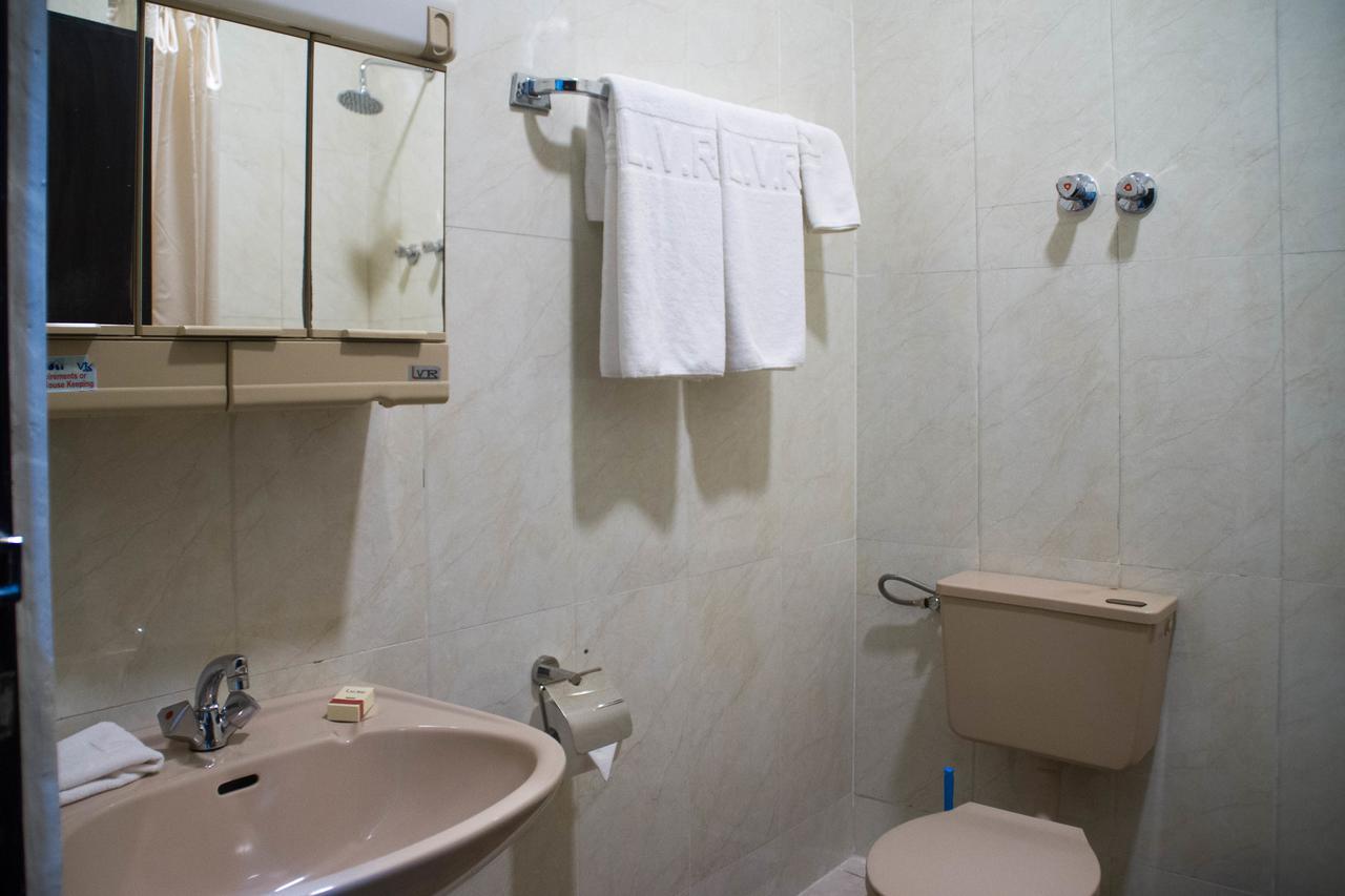 Lake View Resort Hotel Mbarara Extérieur photo