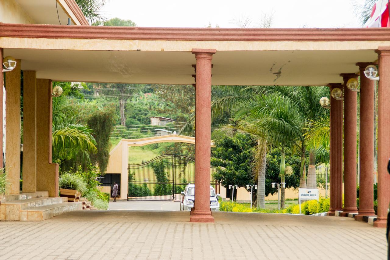 Lake View Resort Hotel Mbarara Extérieur photo