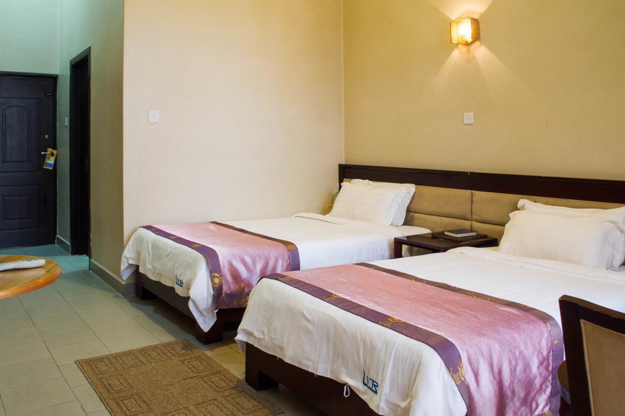 Lake View Resort Hotel Mbarara Extérieur photo